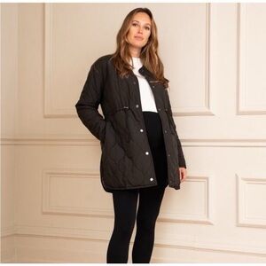 NWT Seraphine Chrissy Reversible Black Quilted
Maternity Jacket, Size 2